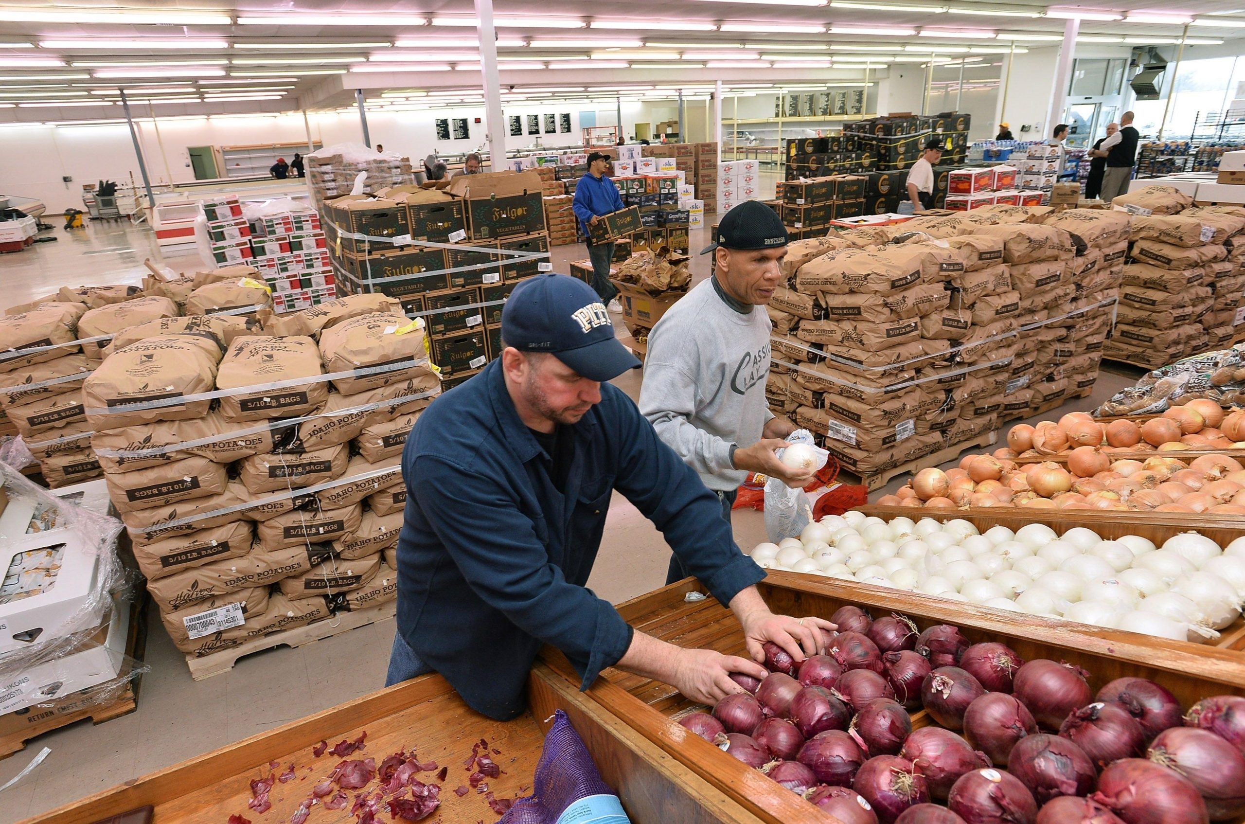 Spc/Erie County Farms: New Store Built On Old Idea - News